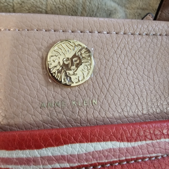 EUC Anne Klein shoulder bag - Picture 3 of 7
